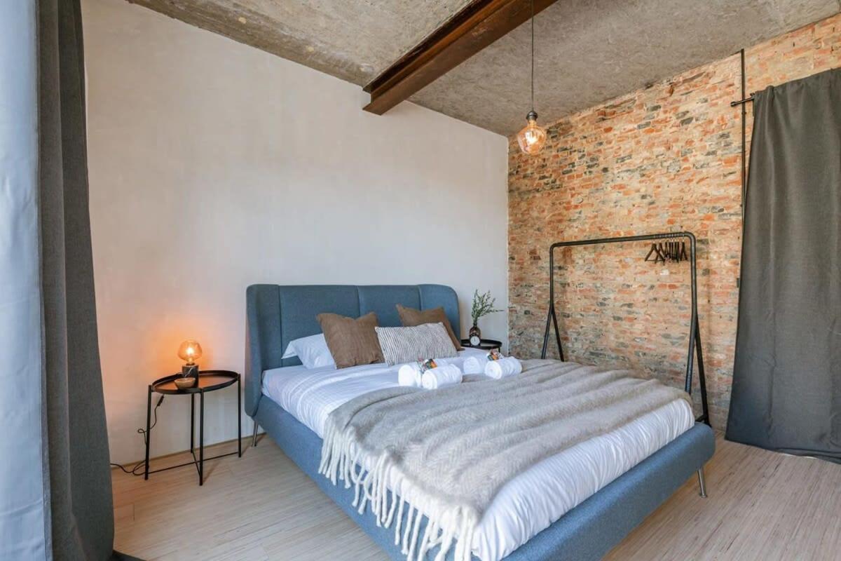 Huswell - Industrial Apartment With Terrace In Antwerpen Exteriör bild